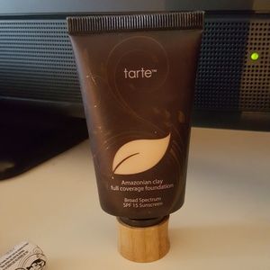 Tarte Amazonian Clay Foundation